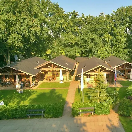 Boomgalows De Roestelberg 카슈벨