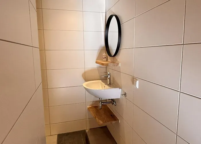 Boomgalows De Roestelberg Holiday home *