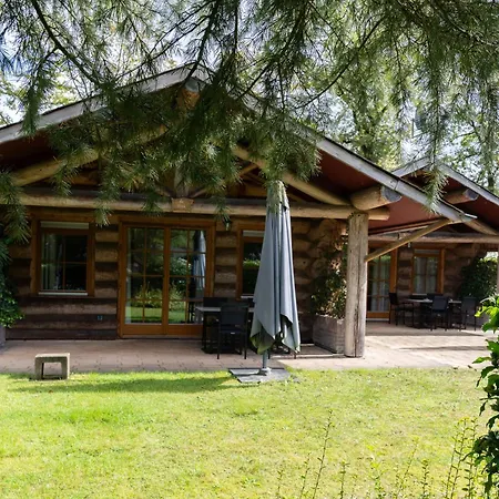 Boomgalows De Roestelberg * Kaatsheuvel